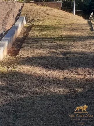 Imagem Lote de 2.500m² com Acesso a Duas Ruas!