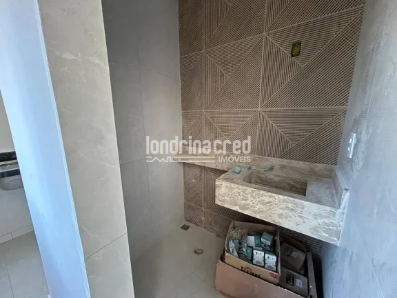 Imagem Sobrado moderno no Cond. Morada das Flores com 3 dormitórios (1 suíte), 2 vagas, 143m² construídos em terreno de 128m². Entrega prevista para dezembro.