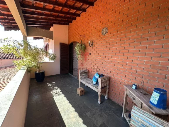 Imagem LINDA CASA com Piscina PROXIMO A UNIV. ESALQ
