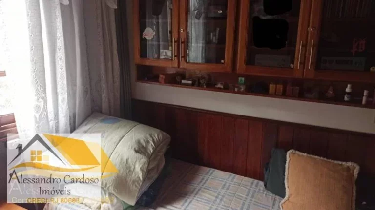 Imagem Vendo casa de alto padrão com piscina e sauna no Centro de Friburgo