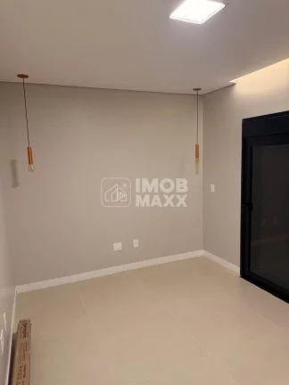 Imagem Casa à Venda em Ponte Alta Norte, Gama-DF, 400m², 3 Suítes