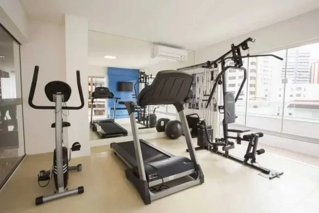 Imagem Apartamento com 3 suítes e 3 vagas de garagem no Centro de Balneário Camboriú