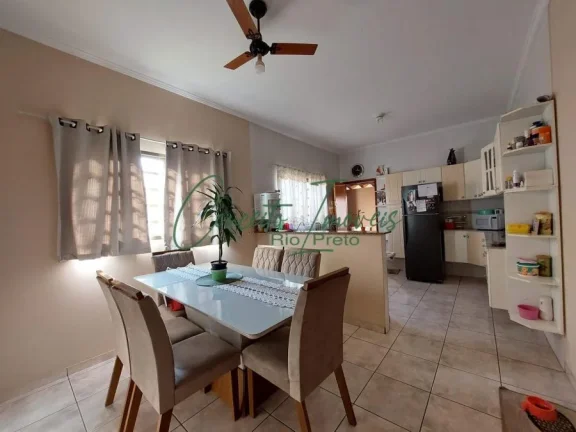 Imagem Casa com Edícula para venda, com 4 dormitórios, 4 banheiros,