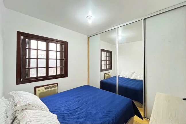 Imagem VNMC 100 Casa 610191037-90 - Casa à venda no bairro Vila Nova - Porto Alegre/RS