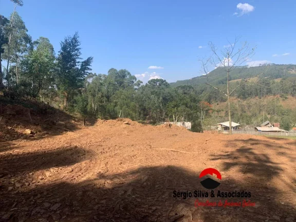 Imagem Terreno a Venda no Bairro do Centro em Piranguçu - MG.