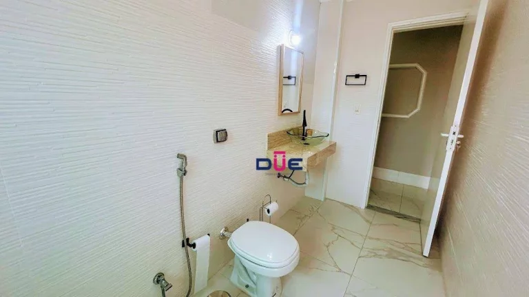 Imagem Apartamento com 3 dormitórios à venda, 134 m² por R$ 950.000,00 - Embaré - Santos/SP