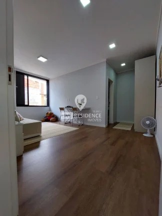 Imagem Linda casa em Condomínio bem localizado !