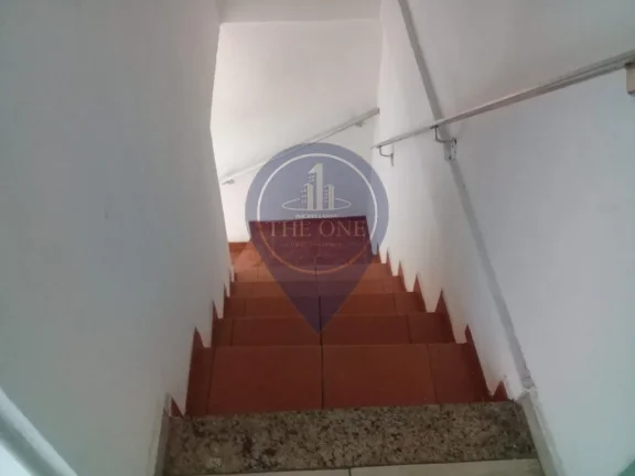Imagem Imperdível Casa para renda à Venda em São Paulo-SP, Jardim Iva: 6 Quartos, 3 Salas, 3 Banheiros, 3 Vagas de Garagem - 230,00 m². Aproveite!