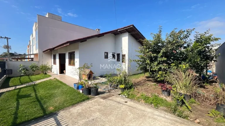 Imagem Casa com Suíte à Venda no Centro de Barra Velha/SC – Conforto e Localização Estratégica!