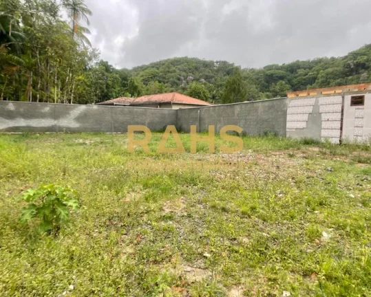 Imagem Terreno Plano à venda no Bairro Paranaguamirim em Joinville por R$450.000,00 Terreno com área tota...