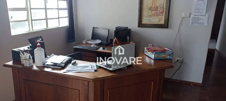Imagem Casa com 5 dormitórios à venda, 250 m² por R$ 750.000,00 - Setor Central - Itumbiara/GO