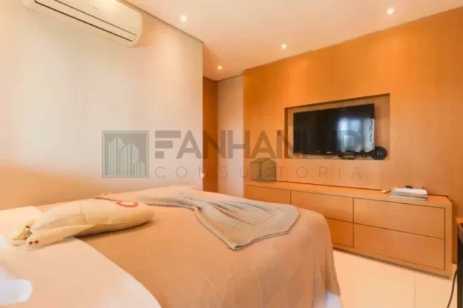 Imagem Imperdível oportunidade: Apartamento de 2 quartos e 2 suítes no Itaim Bibi, São Paulo! 123m², 3 salas, 4 banheiros e 2 vagas.