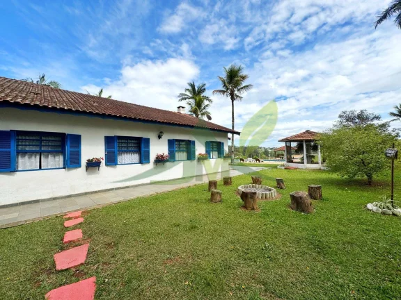Imagem Sítio Exclusivo à Venda em Piracaia Conforto, Lazer e com Potencial