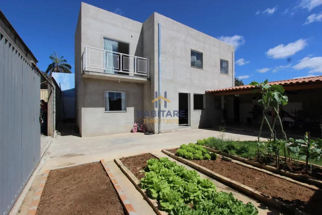 Casa Duplex no bairro Granja Vista Alegre - Contagem/MG