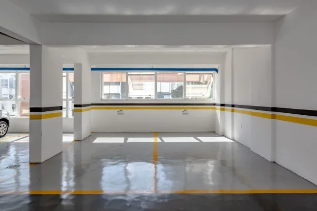Imagem Salas Comerciais para área medica, á venda no centro de Balneario Camburiú-SC
