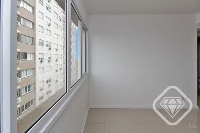 Imagem Apartamento semi-novo com vista, suíte e infraestrutura completa .

A Brilhante Imóveis oferece es...