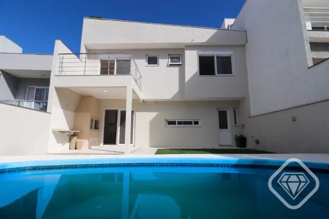 Imagem Casa em Condomínio Alto Padrão no Altos do Lago, Zona Sul de Porto Alegre

Brilhante Imóveis apre...