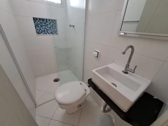 Imagem PITANGUEIRAS- UMA QUADRA DO MAR , GARAGEM NO PRÉDIO, APARTAMENTO ESPETACULAR.
