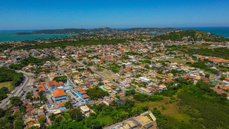 Imagem Casa com 4 dormitórios à venda, 160 m² por R$ 750.000 - Tucuns - Armação dos Búzios/RJ