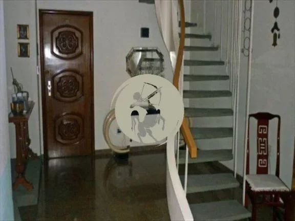 Imagem COBERTURA NO CORAÇÃO DO GONZAGA COM VISTA PARA O MAR DUPLEX DE 460M2 MAIS DUAS GARAGENS PRIVATIVAS...