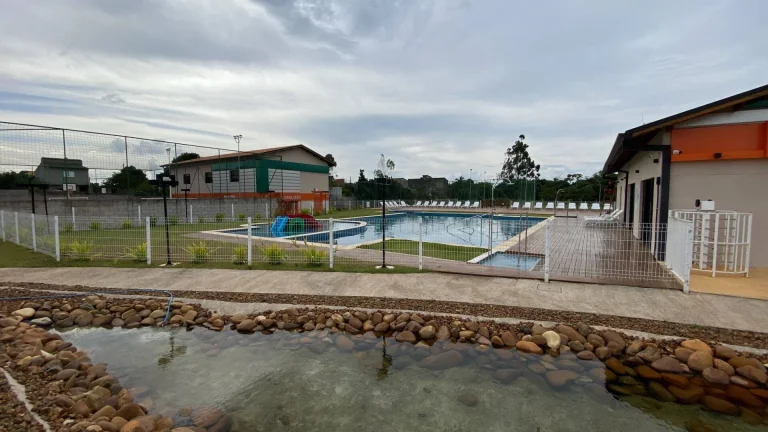 Imagem Casa com 3 dormitórios à venda, 130 m² por R$ 850.000,00 - Caucaia Home Club - Cotia/SP