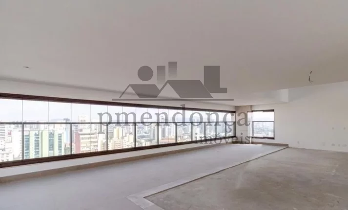 Imagem Cobertura Duplex Nova, 604m², localizada na região nobre de Higienópolis - São Paulo.