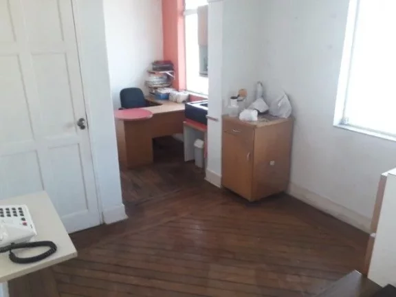 Imagem CASA PARA VENDA E LOCAÇÃO COM 335 M² EM BOA LOCALIZAÇÃO
