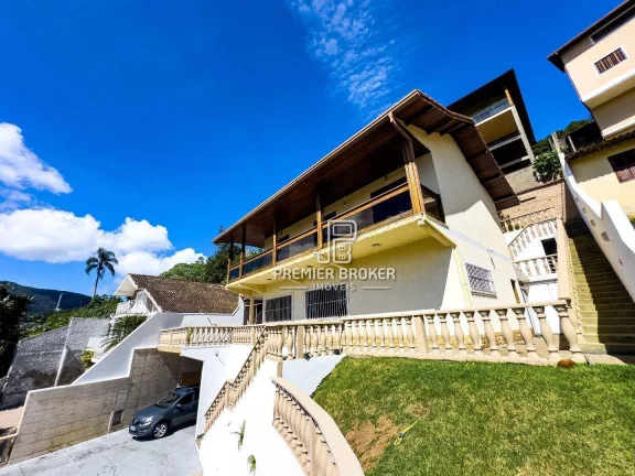 Imagem Oportunidade casa com 4 dormitórios à venda, 200 m² por R$ 940.000 - Panorama Teresópolis/RJ