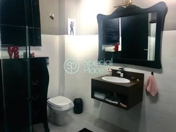Imagem Apartamento com 130m²situado no Jardim Paulista, região onde se pode caminhar e fazer tudo a pé, ...