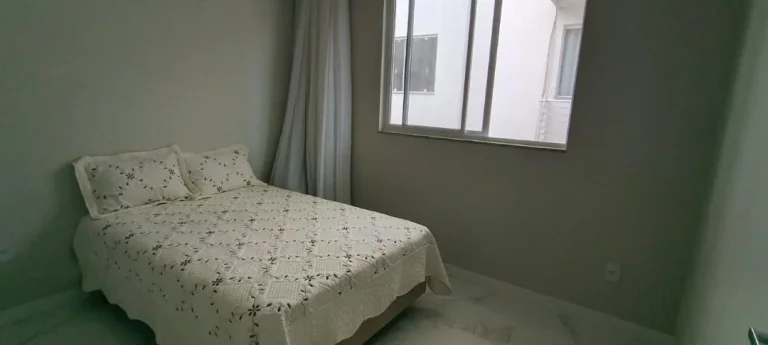 Imagem Aluguel de Apartamento de 3 quatros sendo 1 suíte em Gravatá, Navegantes - Temporada