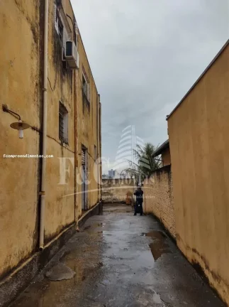 Imagem Casa para Venda em Limeira, Vila Camargo, 3 dormitórios, 3 banheiros, 6 vagas