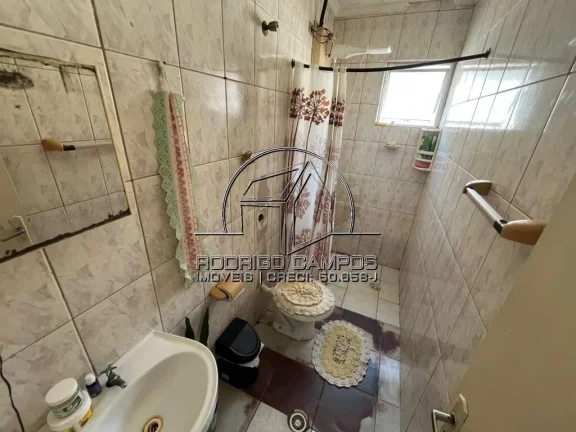Imagem Sobrado Aconchegante à Venda em Nova Mirim, Praia Grande - 2 Quartos
