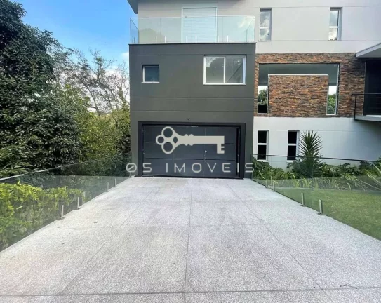 Imagem Chácara dos Lagos - ZERO KM! Moderna, linda, 04 suítes, linda vista!