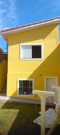 Imagem Sobrado Excelente com 76 m² 2 Dormitorios e 2 Vagas de Garagens
