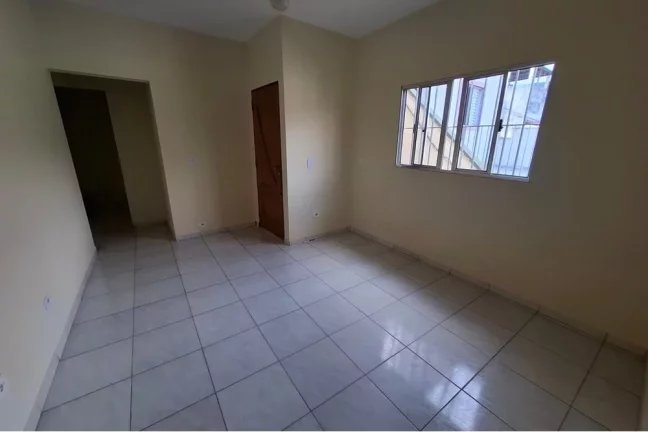 Imagem Casa para locação com 2 dormitórios, 2 banheiros e quintal por R$1.500,00 - Vila Guedes - SP
