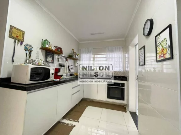 Imagem Casa com 3 dormitórios, 196 m²C e 450m2T - venda por R$ 1.500.000 ou aluguel por R$ 9..000,00/mês - Taquaral - Campinas/SP