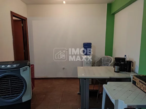 Imagem Sala comercial à venda em Taguatinga Norte, 33m², 1 banheiro, excelente localização. Oportunidade!