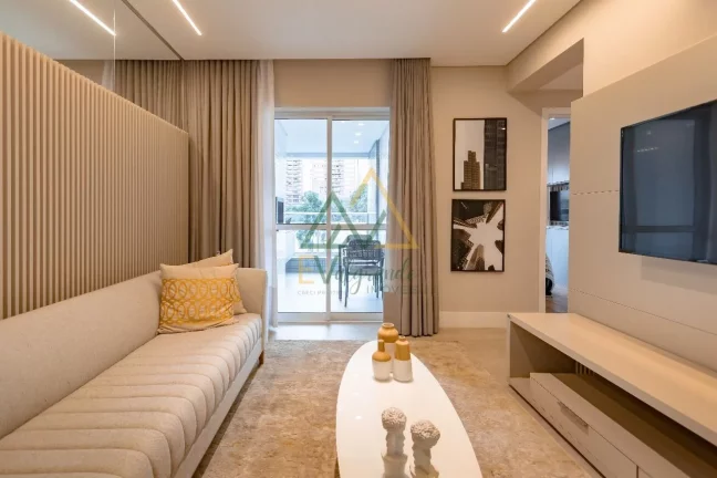 Imagem Apartamento Alto Padrão à venda Centro Curitiba PR