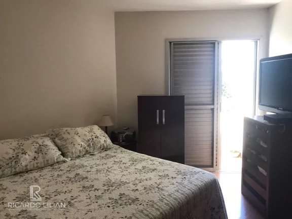 Imagem Amplo Apartamento de 3 Dormitórios com Sacada e Vagas Cobertas - Edifício Guarani, Vila Guarani - Jabaquara