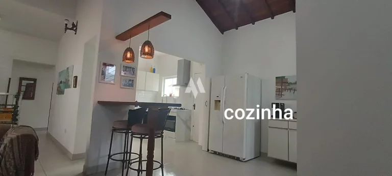 Imagem Sobrado com piscina 3 quartos 2 suítes próximo a praia em Praia Grande