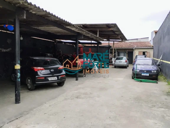 Imagem Imóvel comercial no Centro de Ubatuba SP