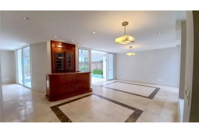 Imagem Alugar casa com 3 suítes em Vila Nova Conceição São Paulo SP