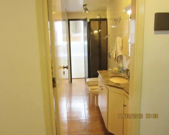Imagem Apartamento à venda no Guarujá na Praia das Pitangueiras