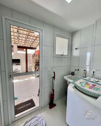 Imagem APARTAMENTO COM AMPLA ÁREA LATERAL NA PRAIA DO MORRO - GUARAPARI