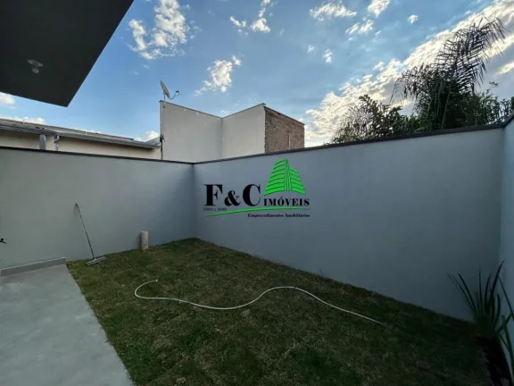 Imagem Casa para Venda em Hortolândia, Vila São Francisco, 3 dormitórios, 1 suíte, 1 banheiro, 2 vagas