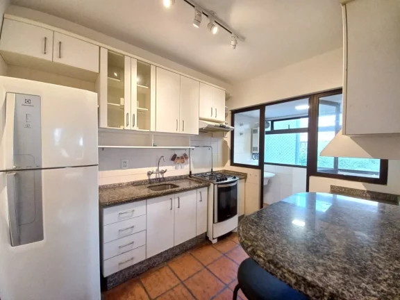 Imagem Apartamento à venda, com 3 quartos, 102m²