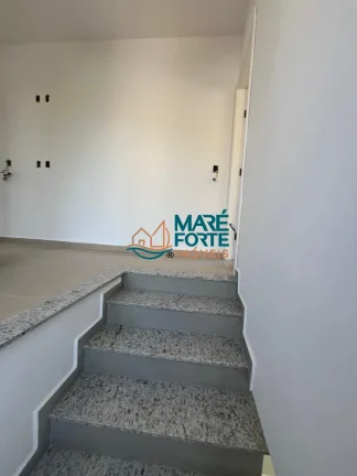 Imagem Sobrado novo com acabamento de qualidade a 300Mts da Orla no Pereque Açu Ubatuba SP