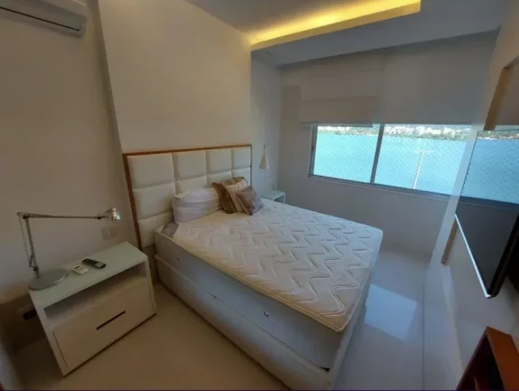 Imagem Apartamento para Locação em Rio de Janeiro, Lagoa, 3 dormitórios, 2 suítes, 3 banheiros, 1 vaga