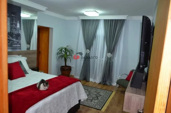Imagem Sobrado à venda 4 Quartos, 1 Suite, 3 Vagas, 240M², Cerâmica, São Caetano do Sul - SP