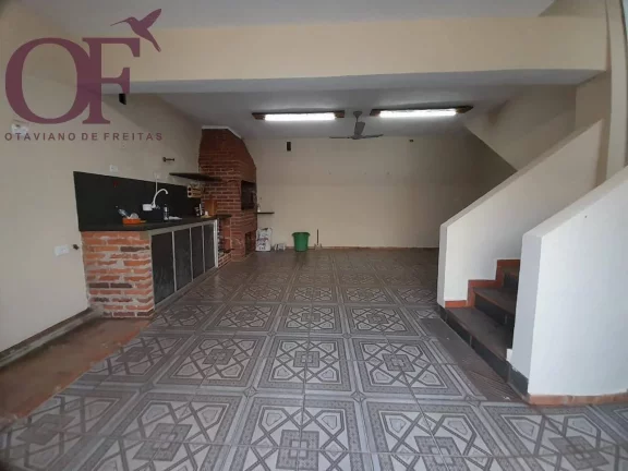 Imagem Ótimo sobrado com 3 suítes à venda - Jaú - SP